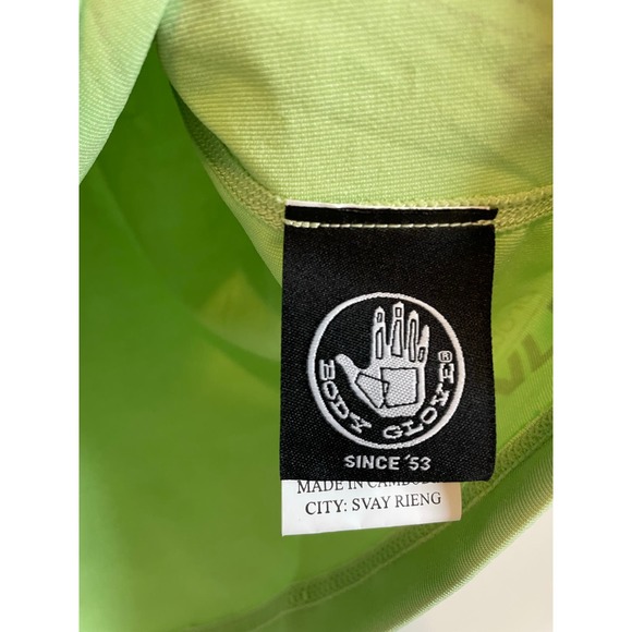 Body Glove green, short sleeve, active top stretchy logo. Size Small. - Picture 5 of 7